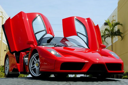 '.stripslashes($title).' Cho thuê siêu xe Ferrari Enzo