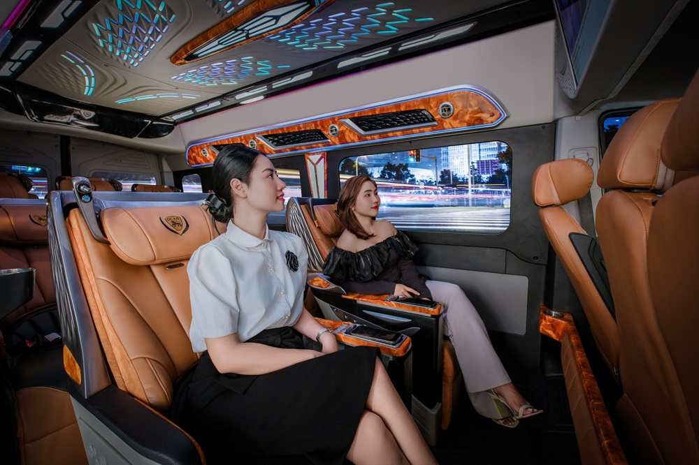 '.stripslashes($title).' Thuê xe cưới Dcar Limousine tại Hà Nội