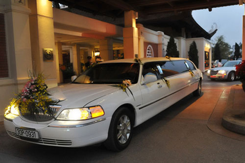'.stripslashes($title).' Cho thuê siêu xe Lincoln Limousine