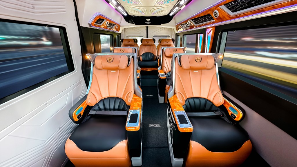 '.stripslashes($title).' Thuê xe limousine dcar đi sân Golf Quốc tế Móng Cái